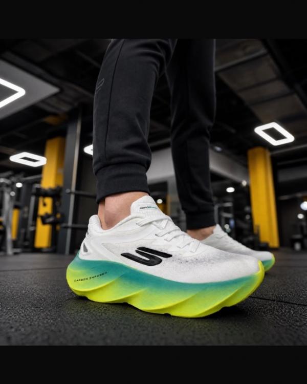 SKCHR. Aero Burst White Green