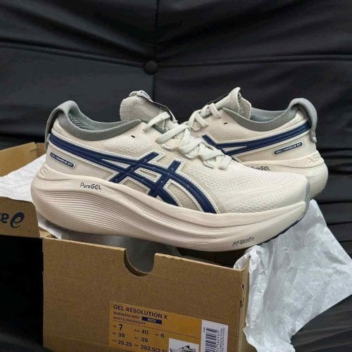 Asc. Gel-Nimbus 27 ATC White Blue