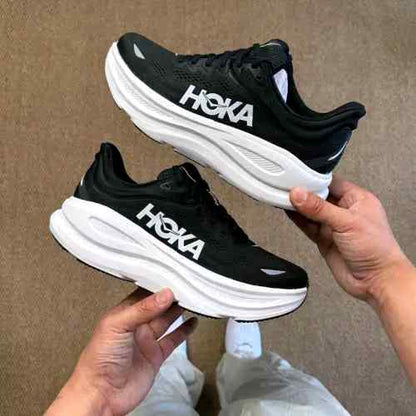 HK. Bondi 9 Black White