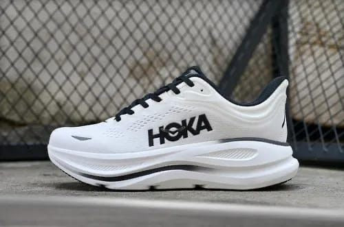 HK. Bondi 9 White Black