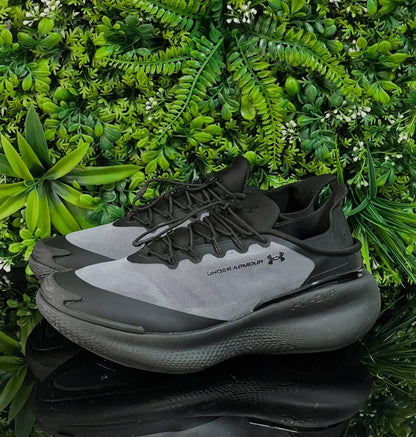 UNDARM. UA Nova Slispeed Black Anthracite