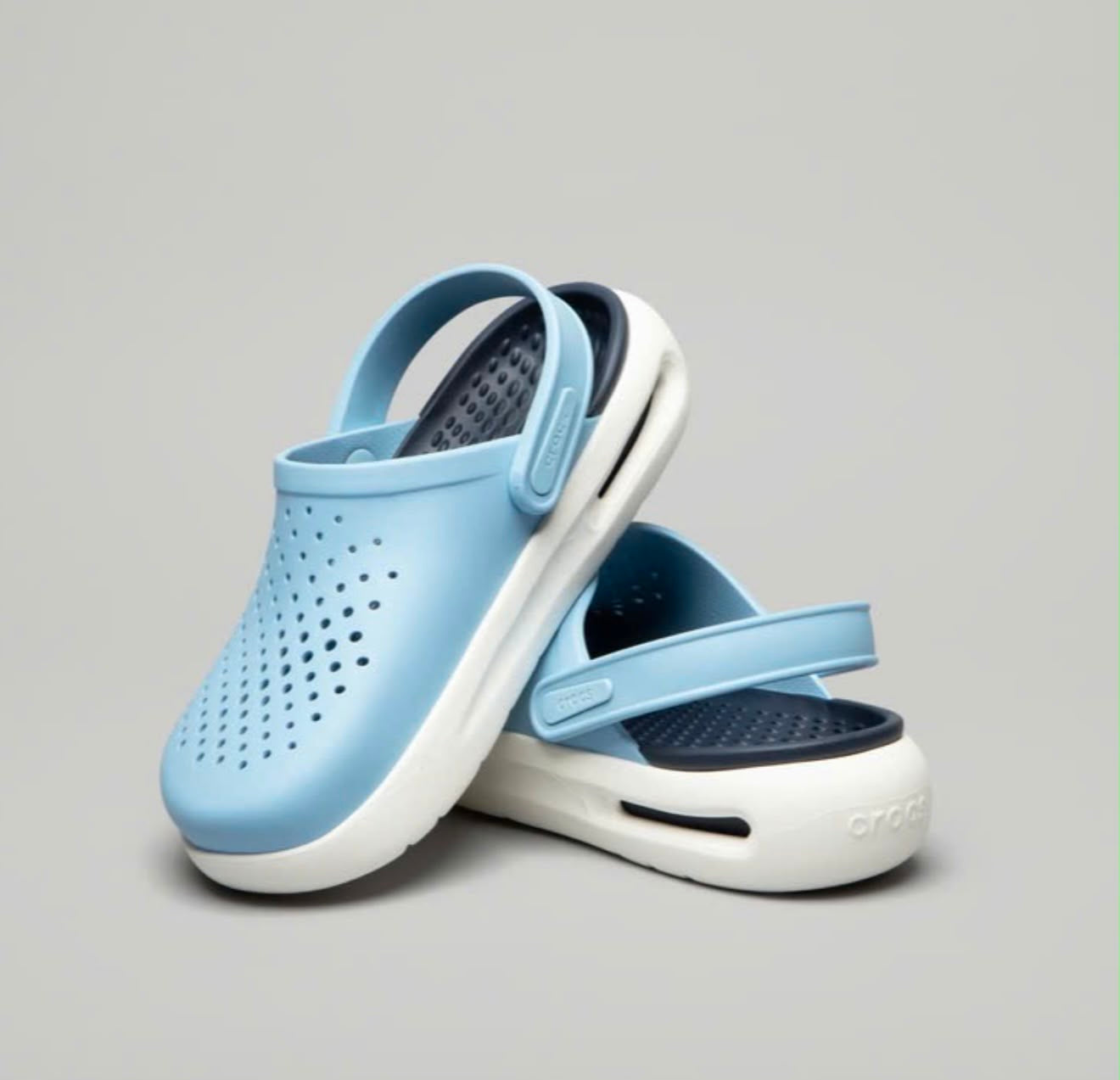 Crocs Inmotion Clogs Blue Calcite With Carry Bag