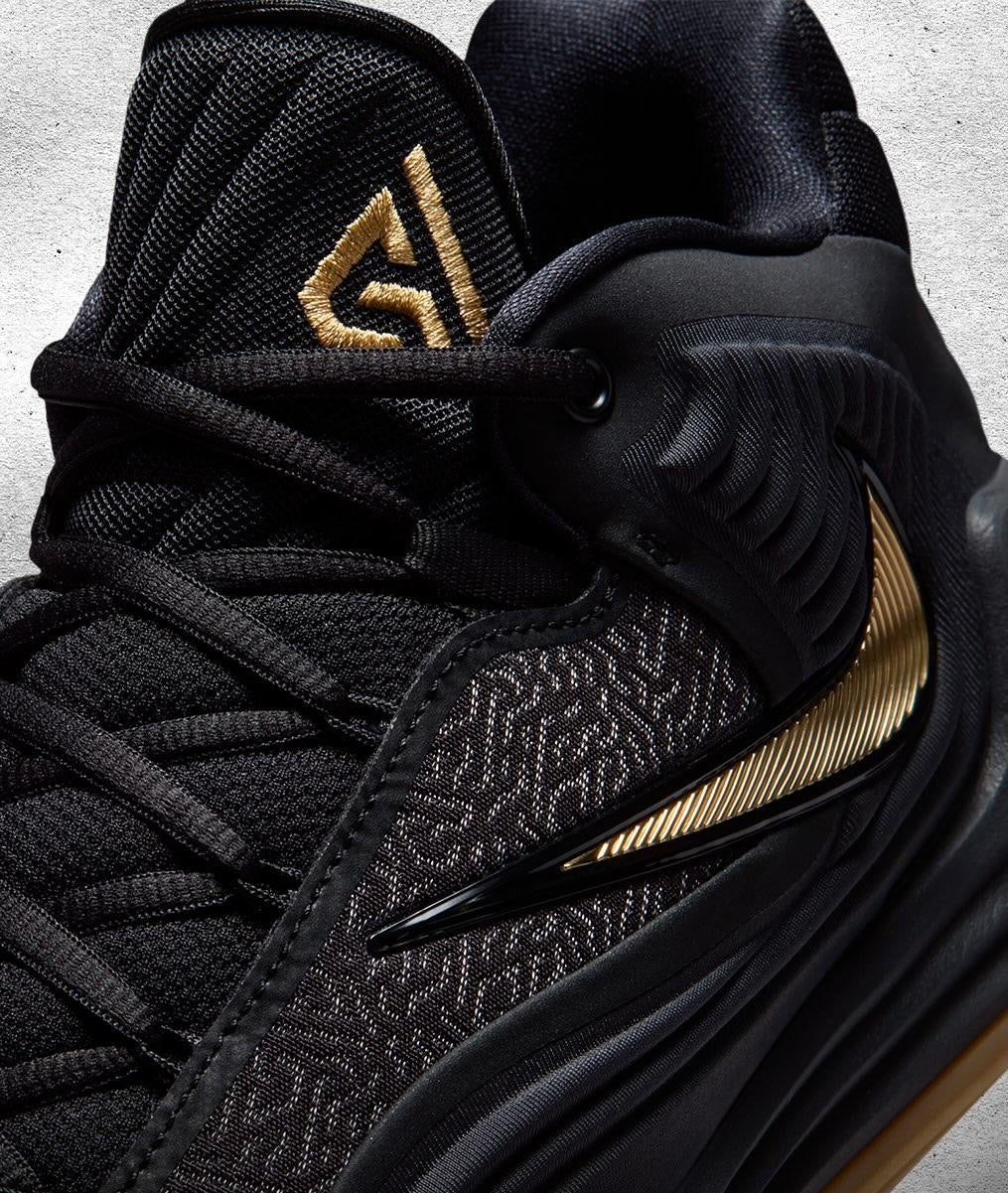 NK. Giannis Freak 7 The Drive Black Gum Metallic Gold