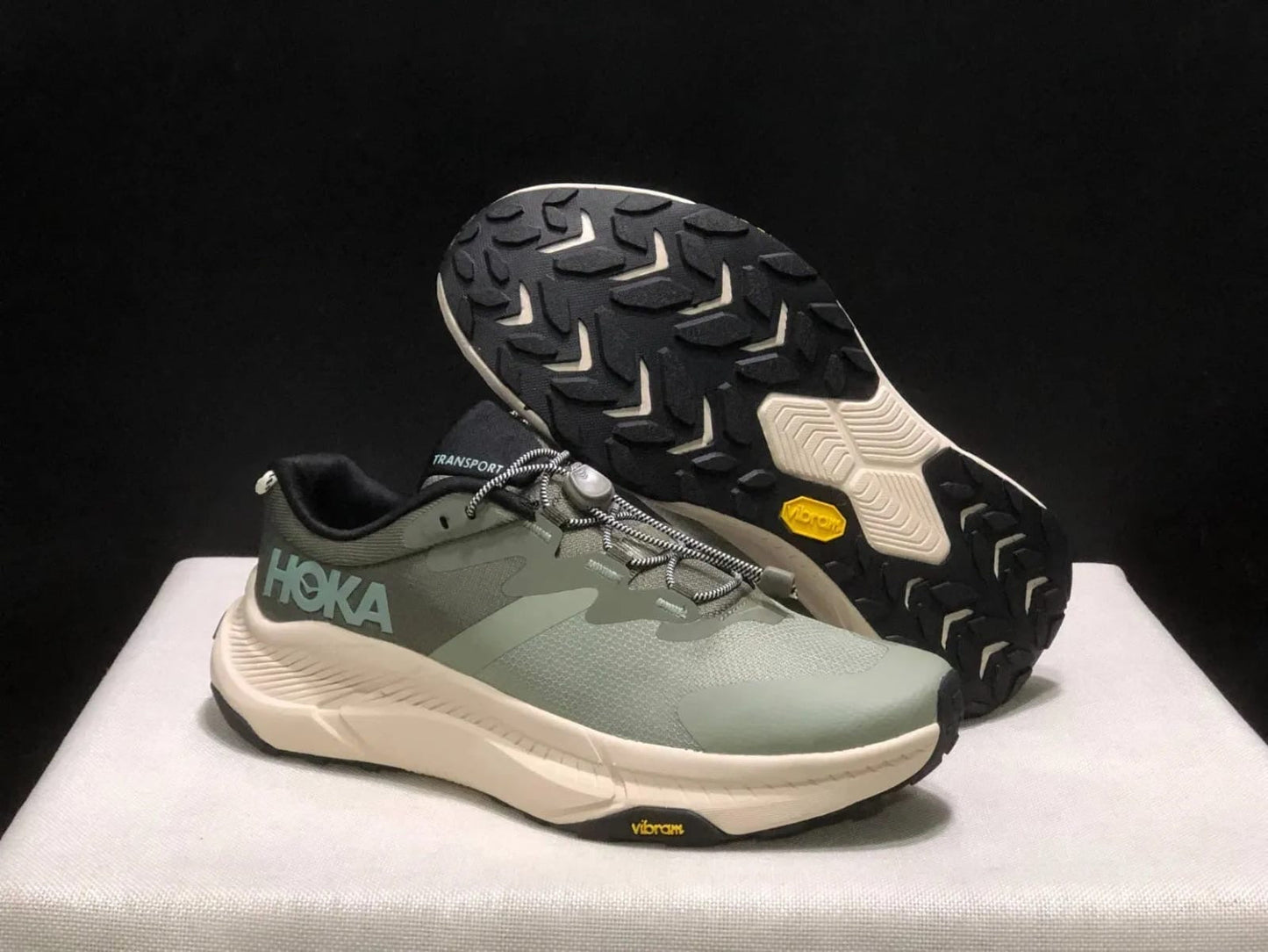HK. One One Men’s Transport Shoes In Green