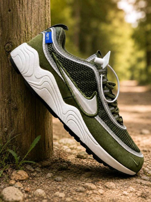 NK. Undefeated X Air Zoom Spiridon White and Green