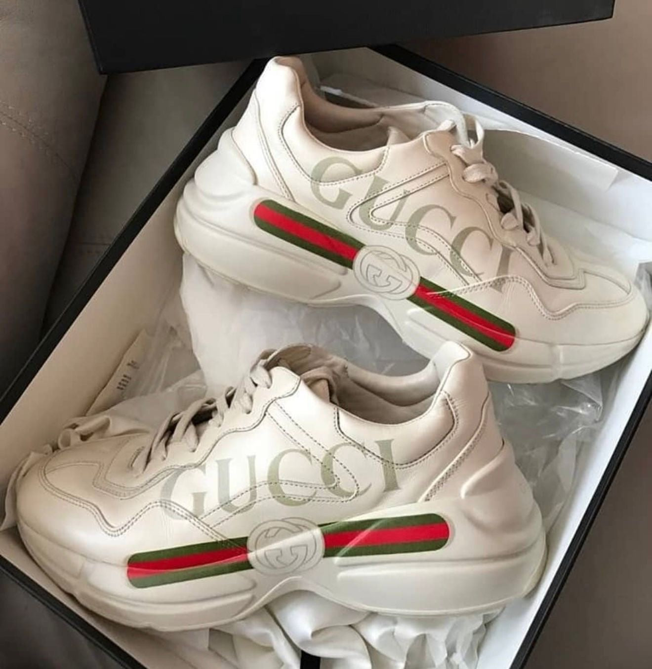 GUC. Rhyton Vintage Logo Premium