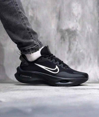 NK. Zoom X Smiley Pro 2.0 All Black