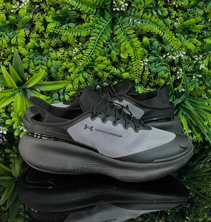 UNDARM. UA Nova Slispeed Black Anthracite