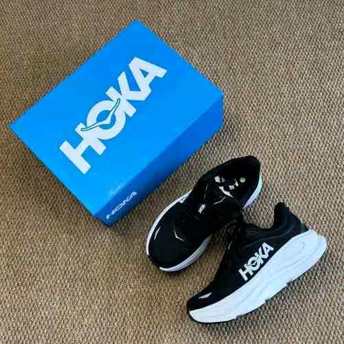 HK. Bondi 9 Black White