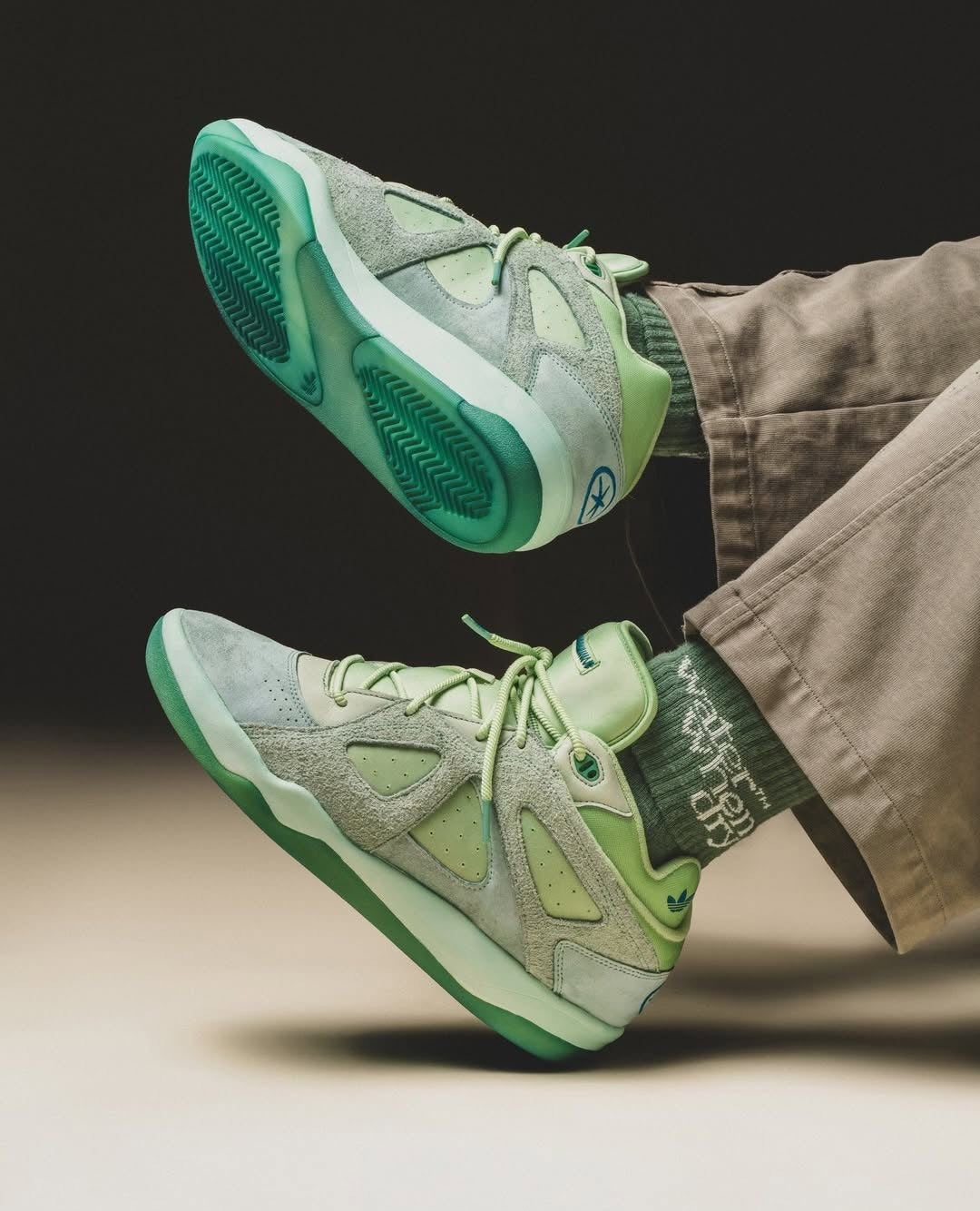ADS. Badbo 1.0 Bad Bunny Green Rit Dye