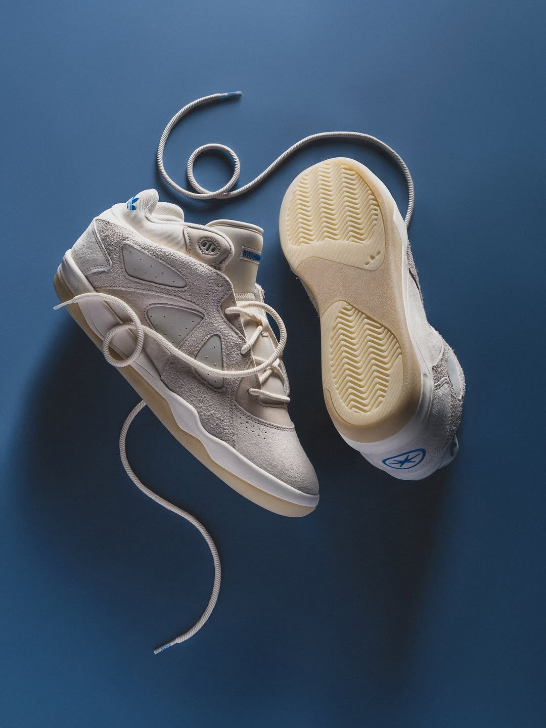 ADS. Badbo 1.0 Bad Bunny Chalk White