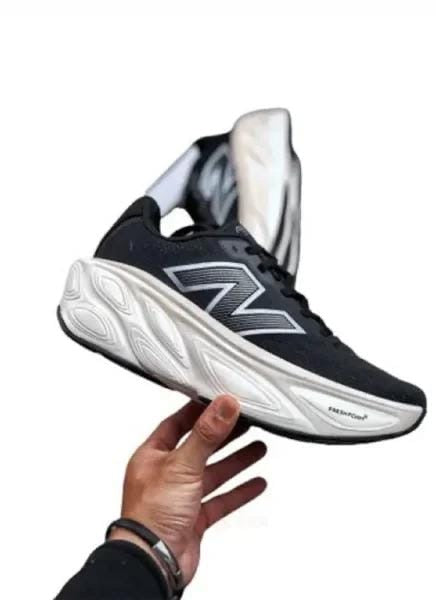 NB Fresh Form X More Evoz V5 Black White