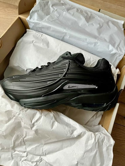 NK. Nocta Hot Step Black