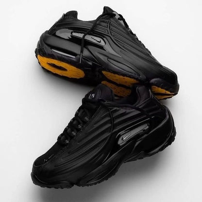 NK. Nocta Hot Step Black