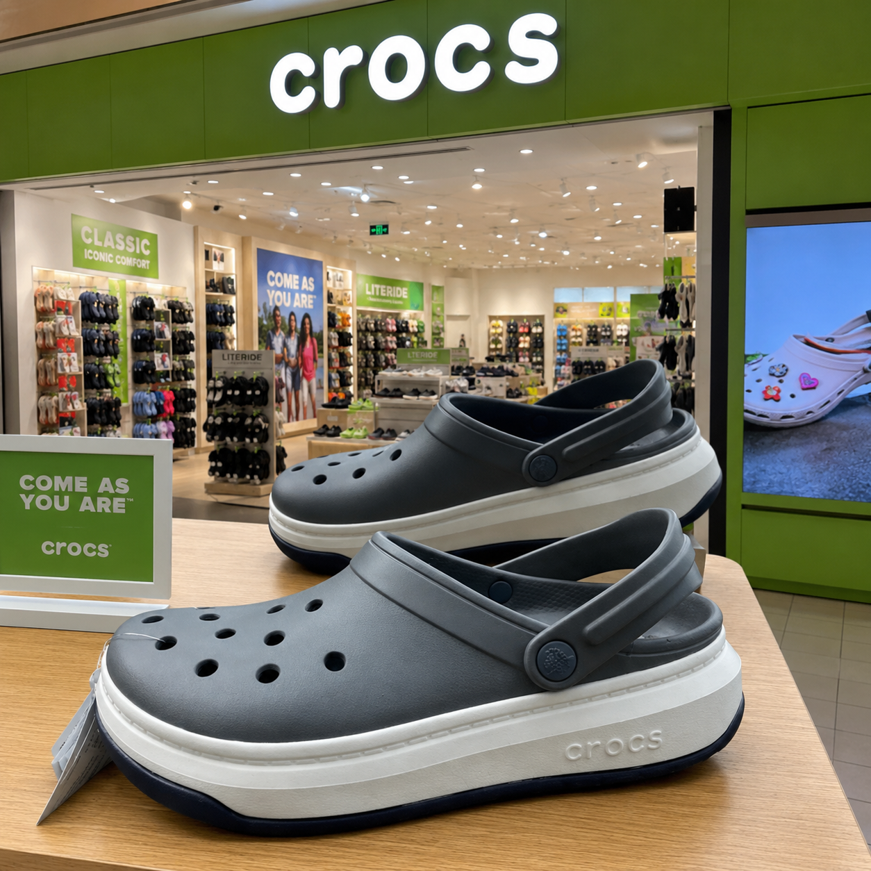Crocs Full Force Grey White Clogs