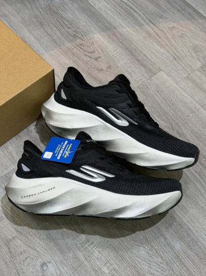 SKCHR. Aero Burst Black