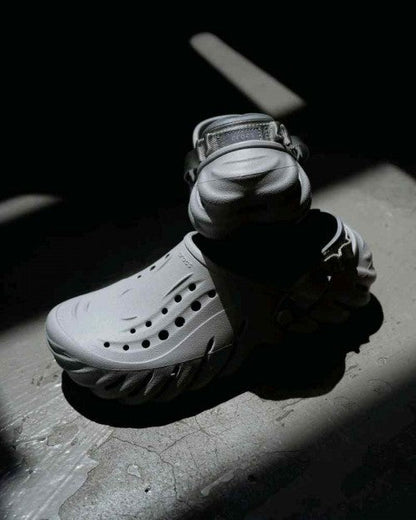 Crocs Echo Clogs ( Atmosphere )