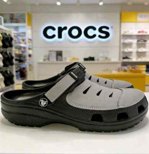 Crocs Yukon Clogs ( Grey Black )
