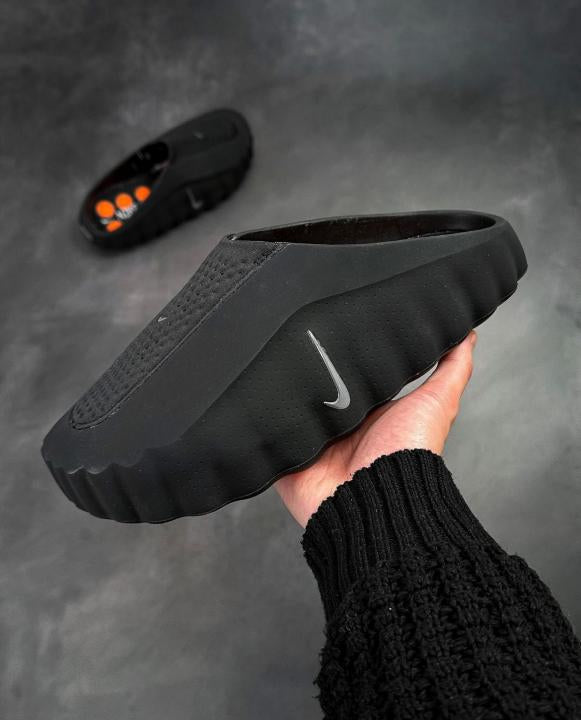 NK. Mind 001 Mule Black Fix