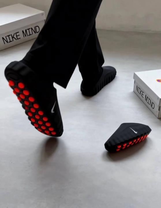 NK. Mind 001 Mule Black Fix