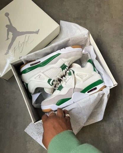 NK. Jordan Retro 4 Pine Green Surplus Semi
