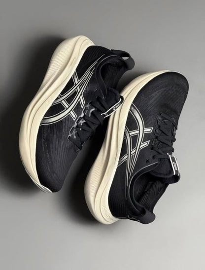 ASCS. Gel Nimbus 25 Cream Black