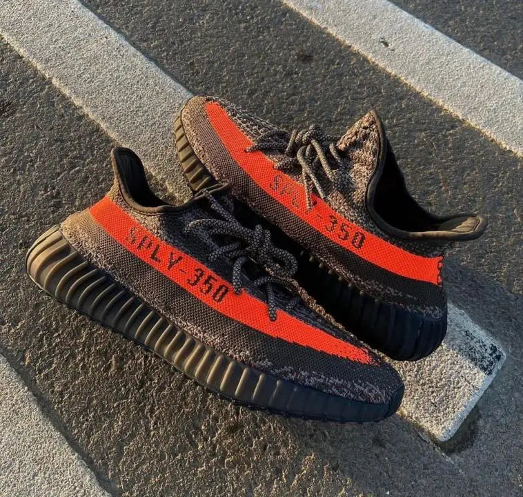 ADS. Yeezy Boost 350 V2 Carbon Beluga