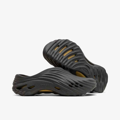 Crocs Echo Wave Clogs Black Sand
