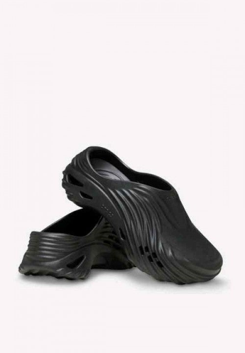 Crocs Echo Wave Clogs All Black