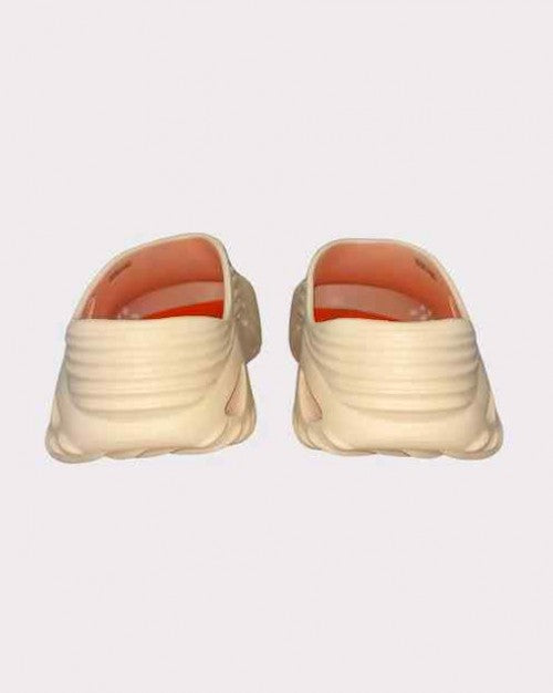 Crocs Echo Wave Clogs Vanilla