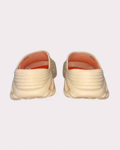 Crocs Echo Wave Clogs Vanilla