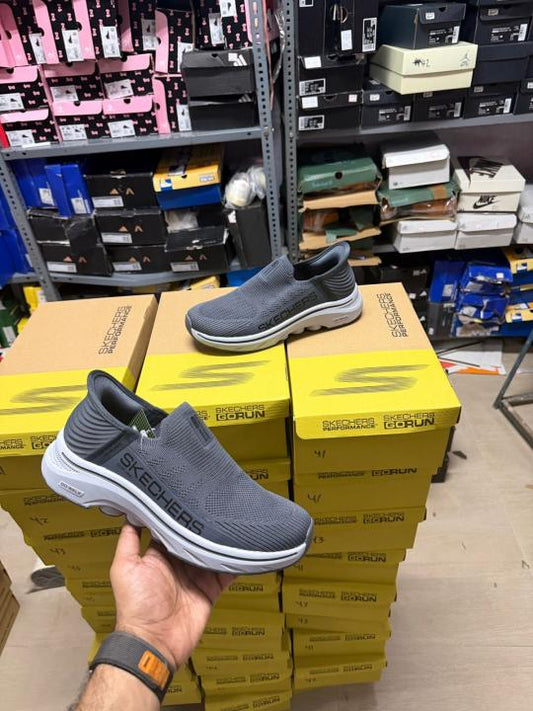 SKCHR. Hands Free Slip-In Grey