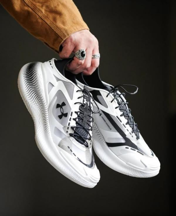 UNDARM. Echo Slipspeed White Black