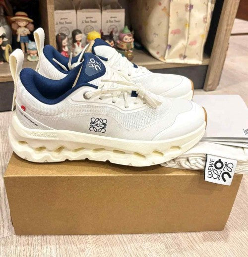 Loewe X On. Cloudtilt 20 White Navy