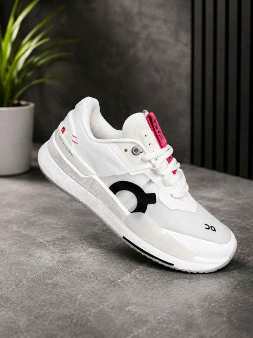 ON. The Roger Pro 2 Clay White Pink