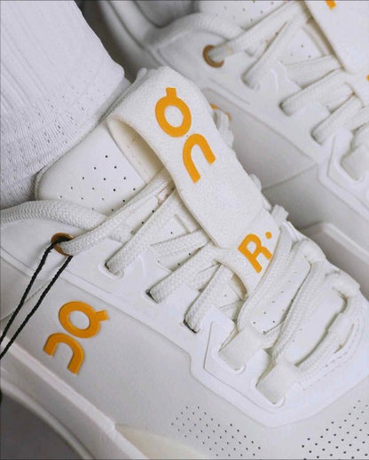 ON. The Roger Pro Ivory Fog